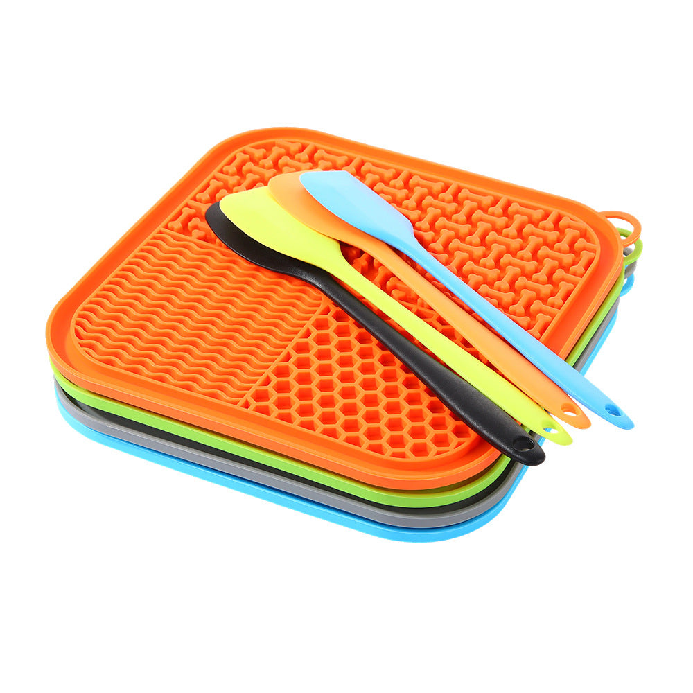 Slow Feeder/ Lick Mat